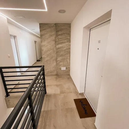 Silver Lofts I - Tisina Na Korak Od Plaze Apartment *